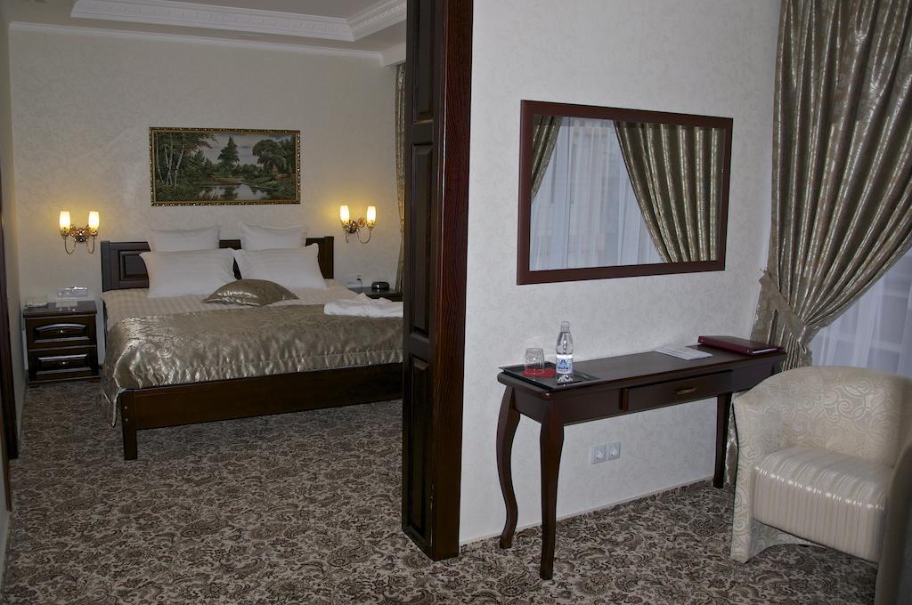 Slava Hotel Zaporizhia Quarto foto